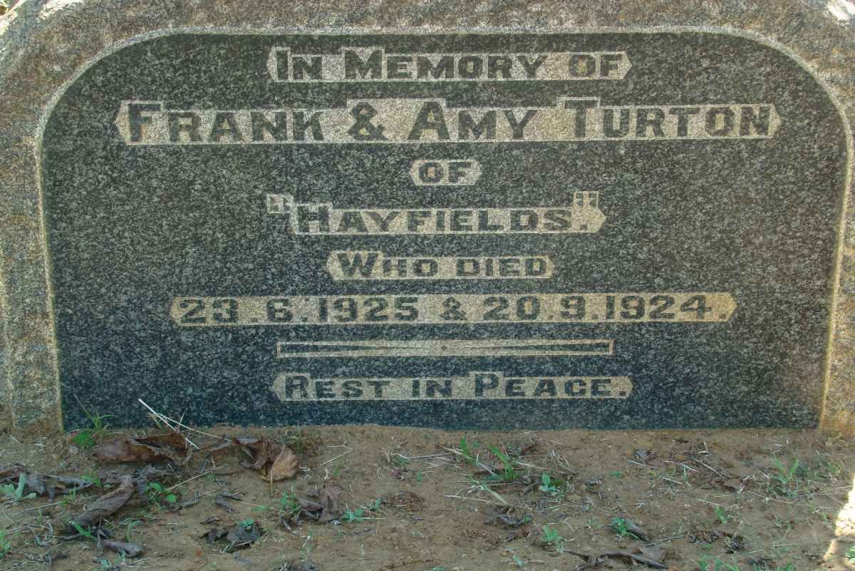 TURTON Frank -1925 &amp; Amy -1924