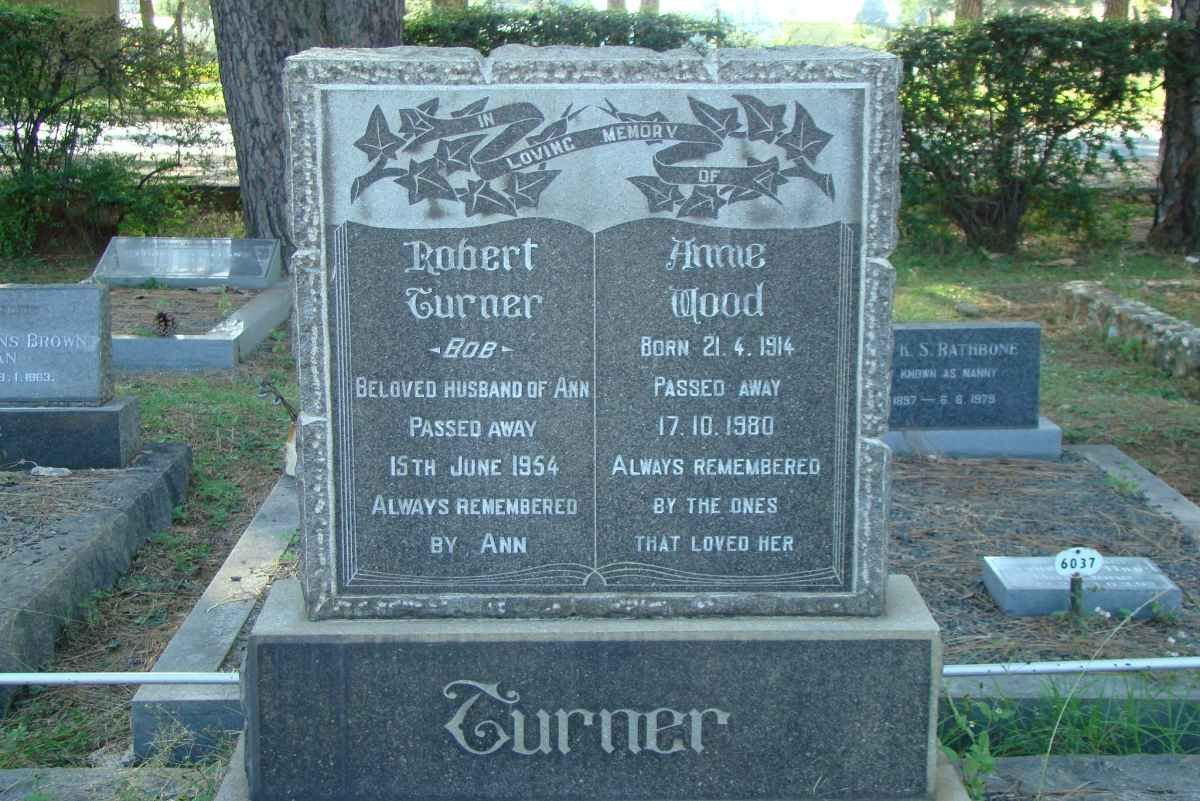 TURNER Robert -1954 &amp; Annie Wood 1914-1980