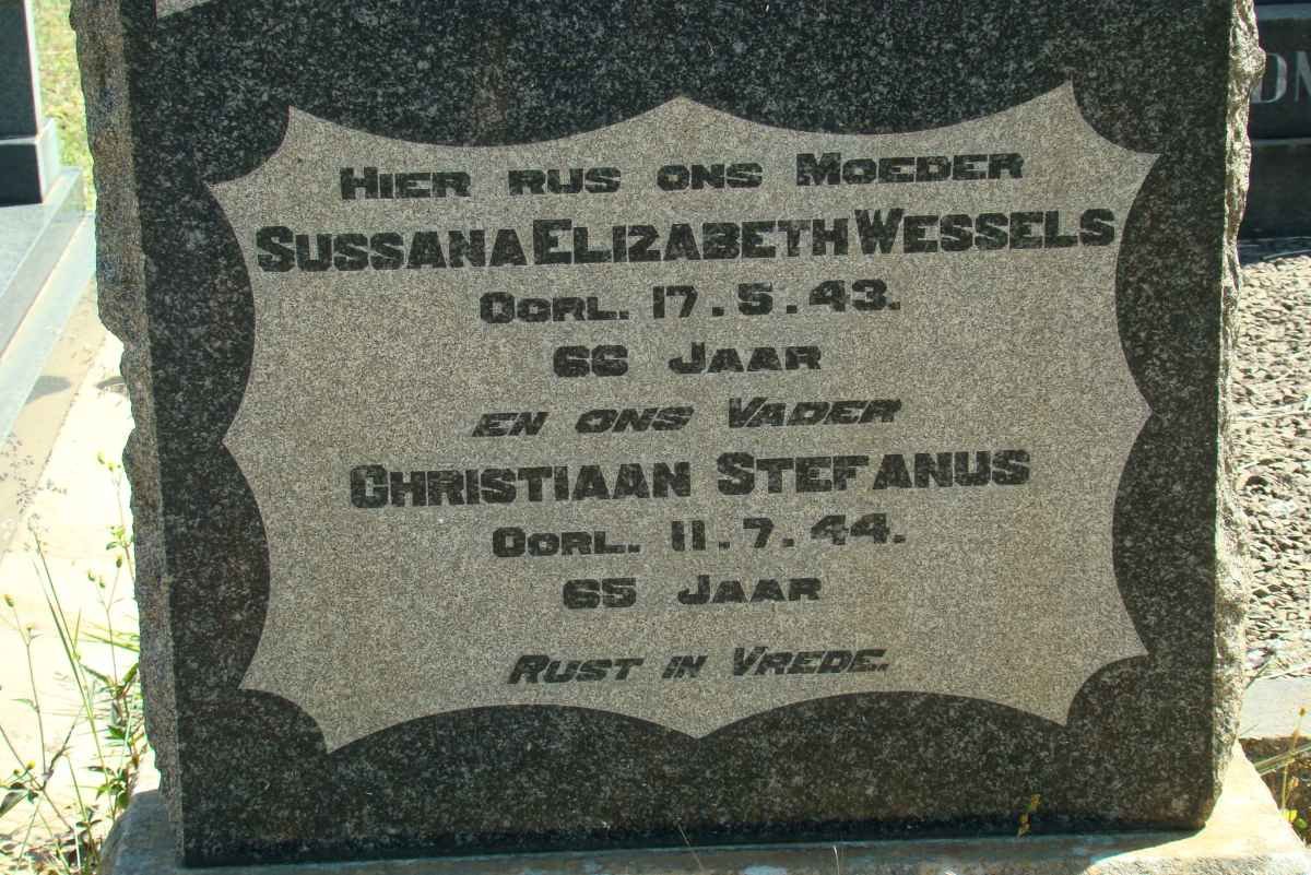 WESSELS Christiaan Stefanus -1944 &amp; Sussana Elizabeth -1943