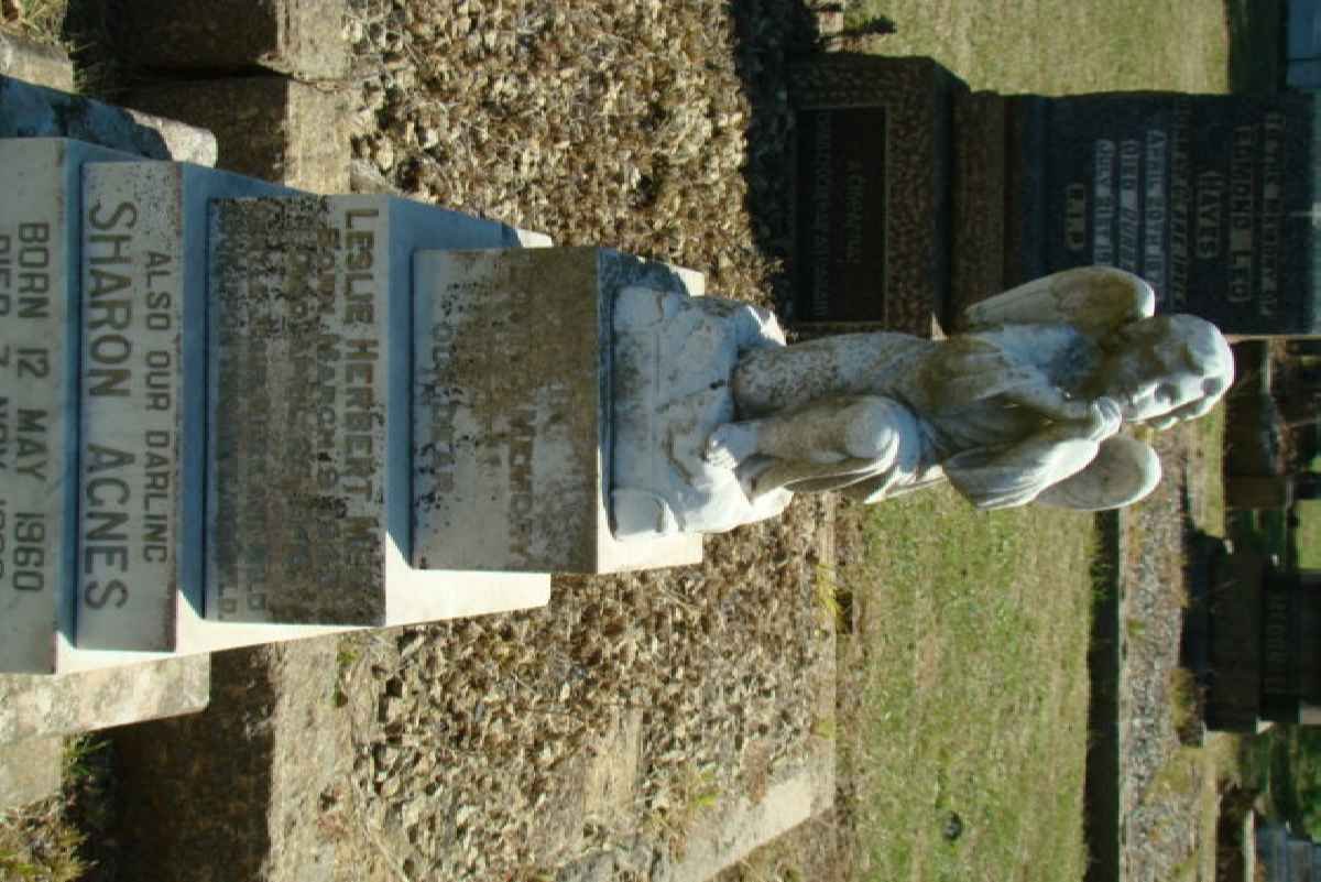 ? Leslie Herbert 1943-1946 :: ? Sharon Agnes 1960-?