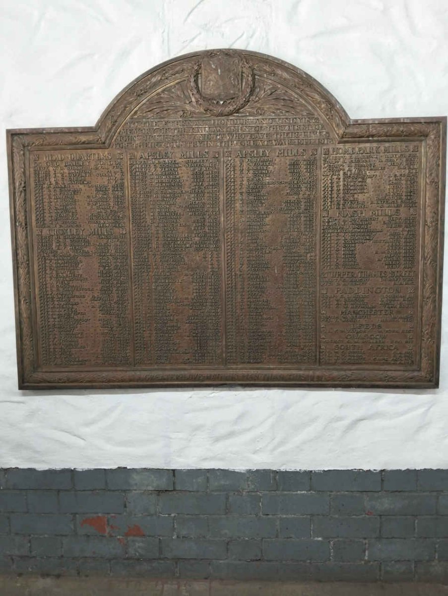 09. TO THE ETERNAL HONOUR AND UNDYING MEMORY OF THE GALLANT MEN OF THE HRM OF JOHN DICKINSON AND CO WHO GAVE THEIR LIVES FOR THEIR COUNTRY IN THE GREAT WAR 1914-1918_1