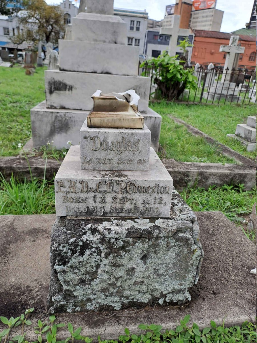 COMESTON Douglas 1912-1912