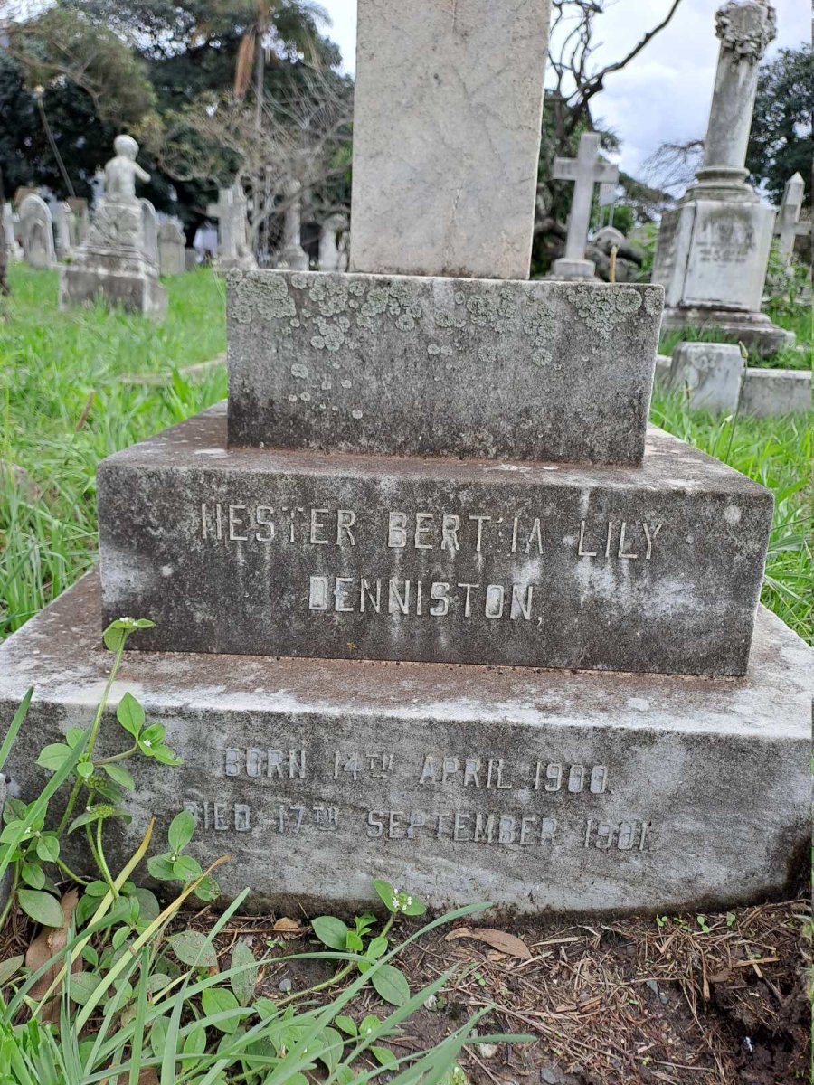 DENNISTON Hester Bertha Lily 1900-1901