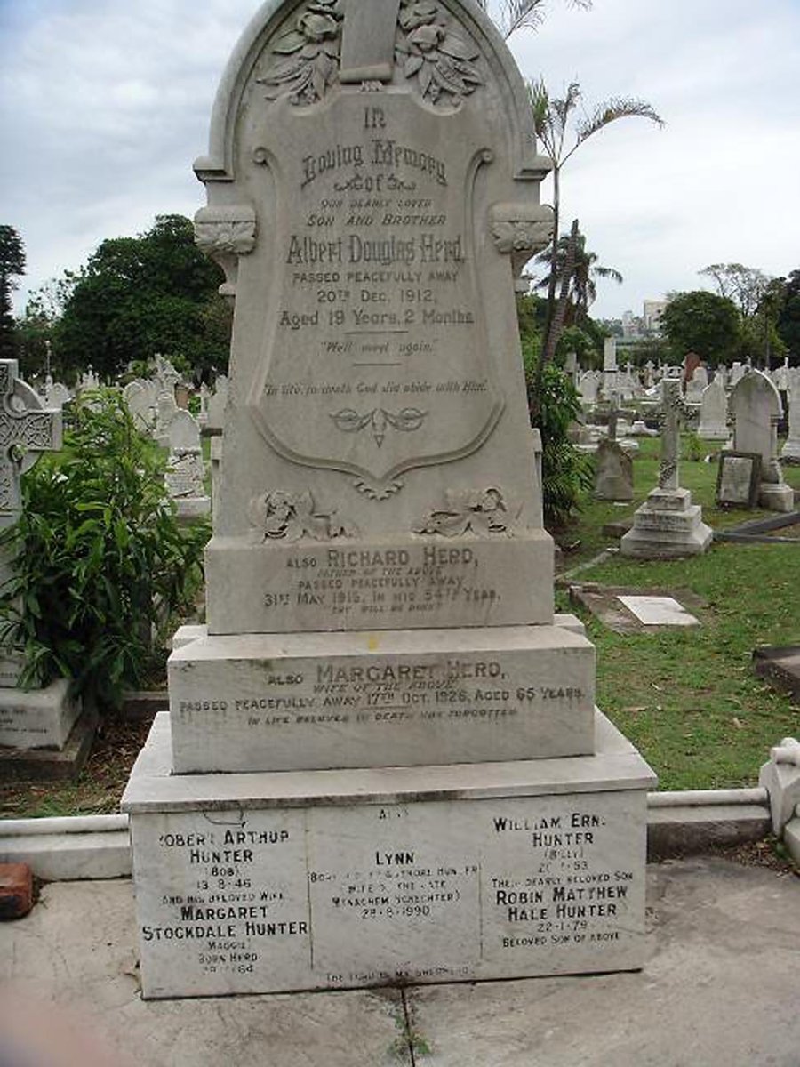 HERD Albert Douglas :: HERD Richard and Margaret :: HUNTER Robert Arthur :: HUNTER William Ernest
