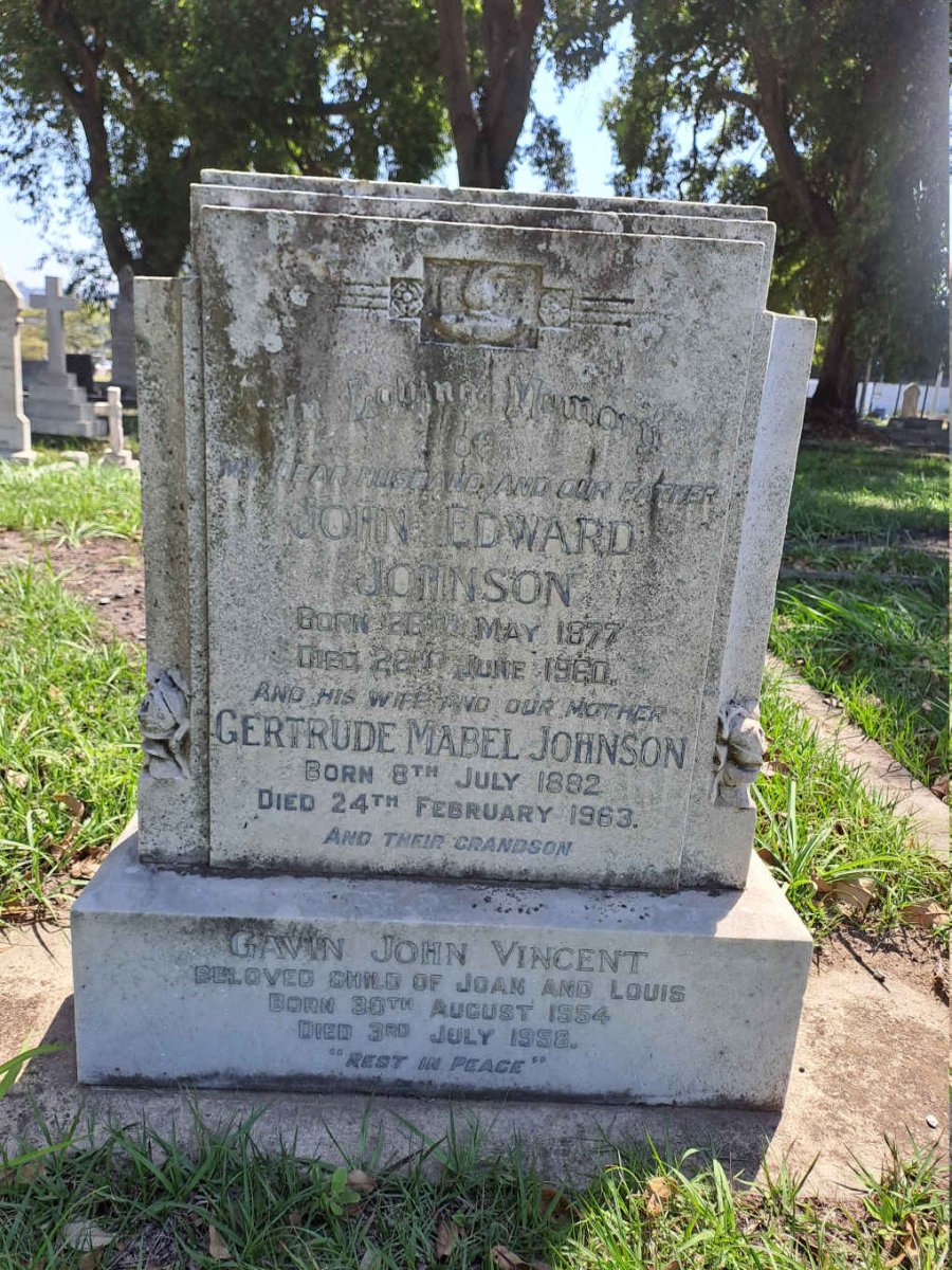 JOHNSON John Edward 1877-1960 & Gertrude Mabel 1882-1963 :: VINCENT Gavin John 1954-1958