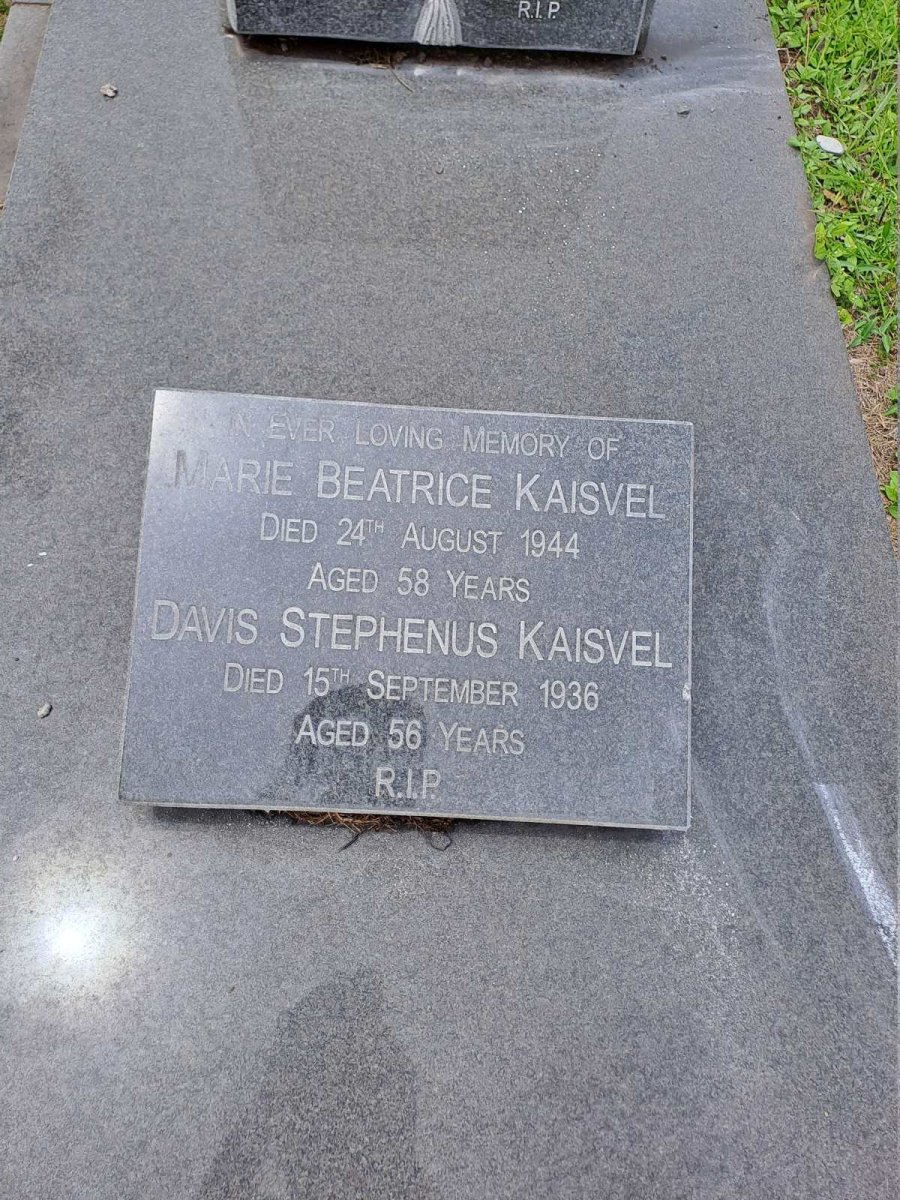 KAISVEL Davis Stephenus -1936 Marie Beatrice -1944 