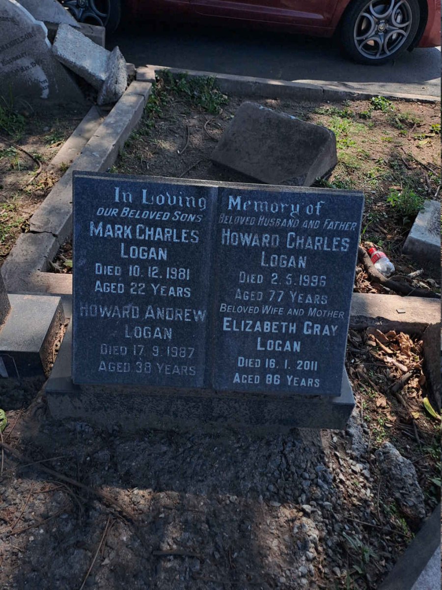 LOGAN Howard Charles -1996 & Elizabeth Gray -2011 :: LOGAN Mark Charles -1981 :: LOGAN Howard Andrew -1987