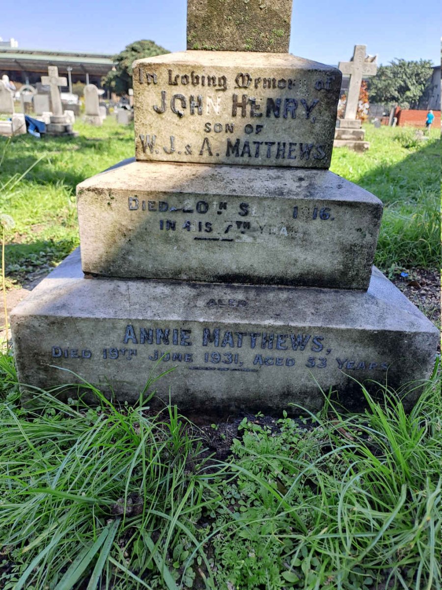 MATHEWS Annie -1931 :: MATHEWS John Henry -1916 