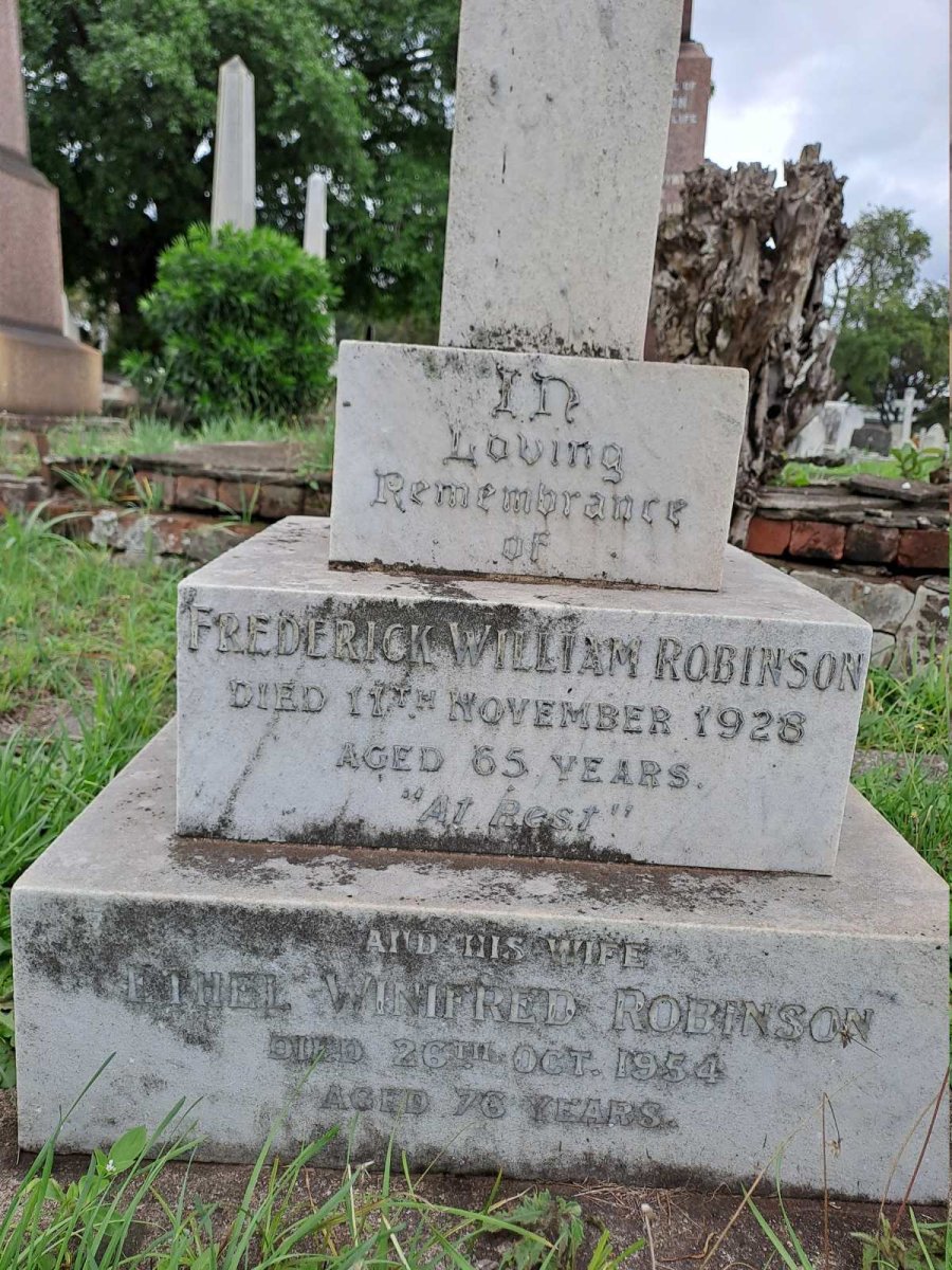 ROBINSON Frederick William -1928 & Ethel Winifred -1954