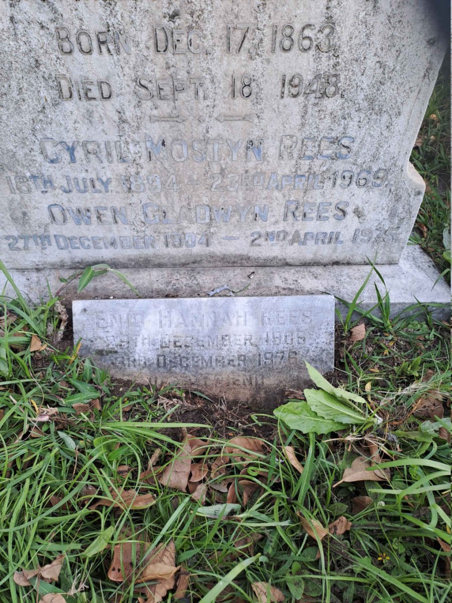 REES Enid Hannah 1906-1976