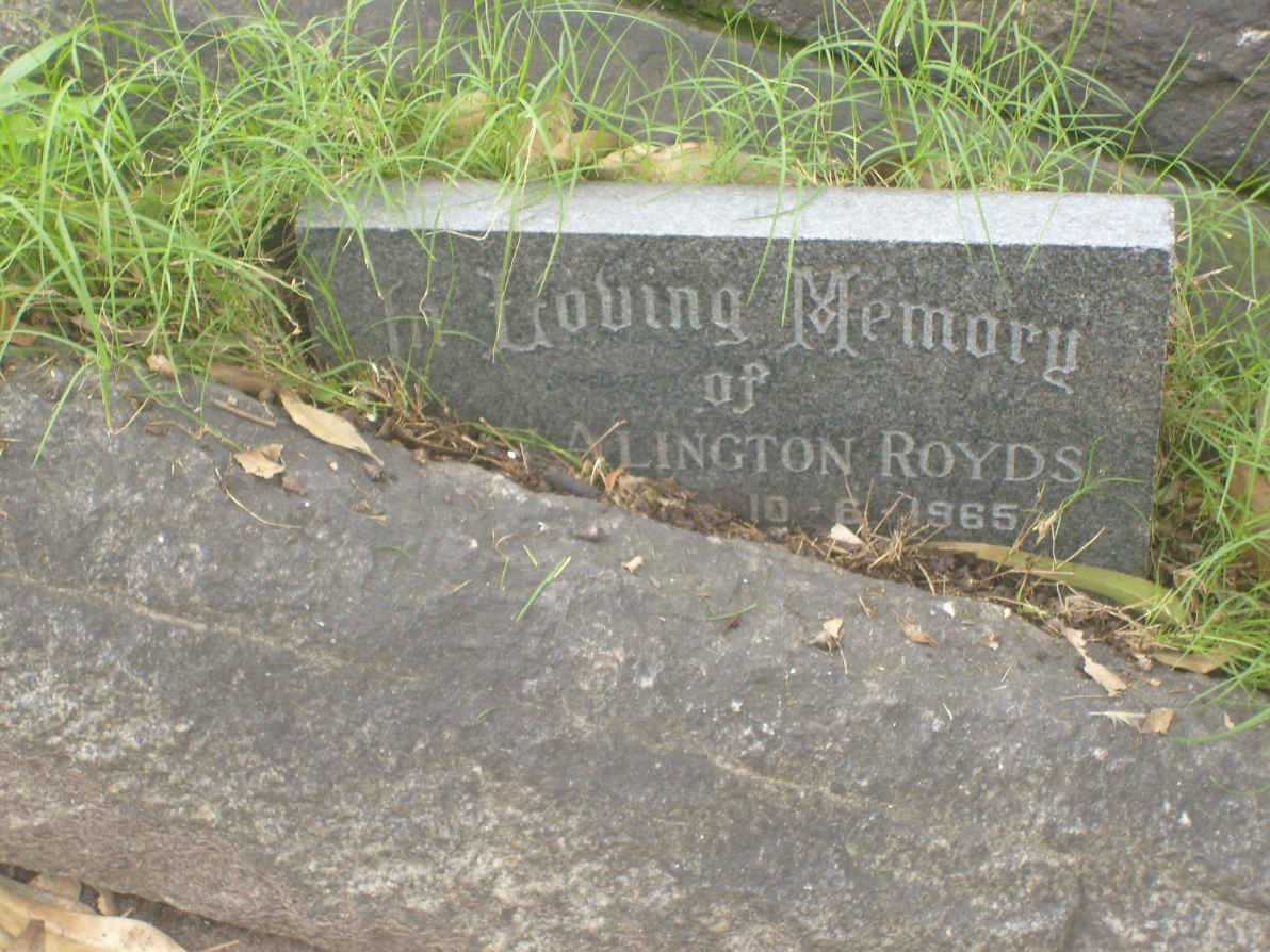 ROYDS Alington -1965