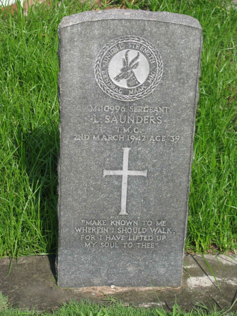 SAUNDERS L. -1942