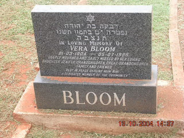 BLOOM Vera 1904-1996
