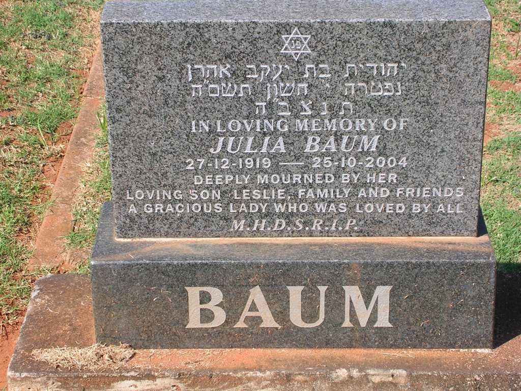 BAUM Julia 1919-2004