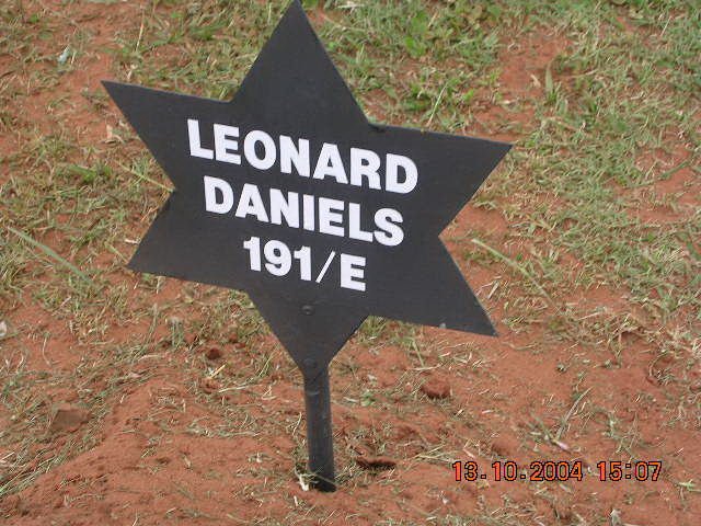DANIELS Leonard