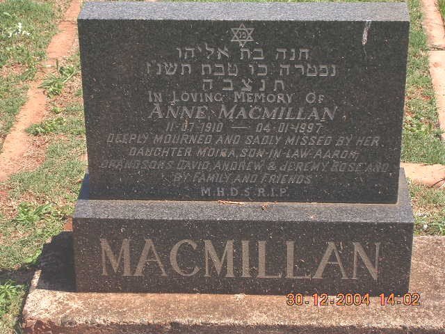 MACMILLAN Anne 1910-1997