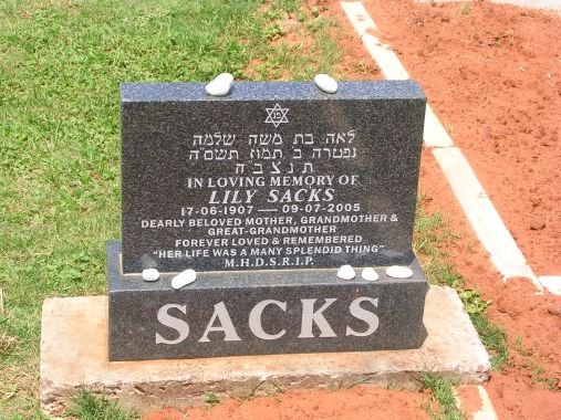 SACKS Lily 1907-2005