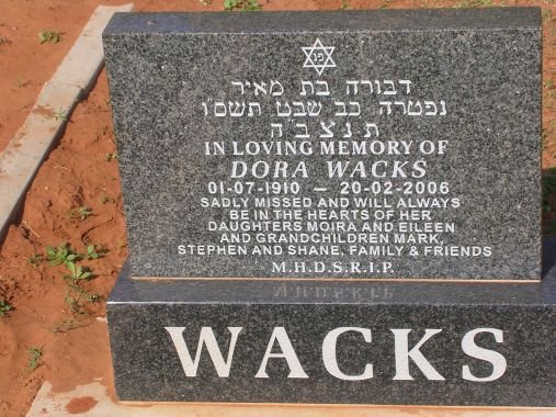 WACKS Dora 1910-2006