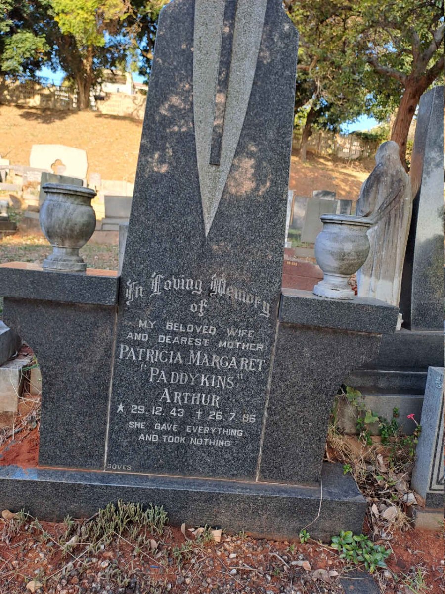 ARTHUR Patricia Margaret 1943-1986