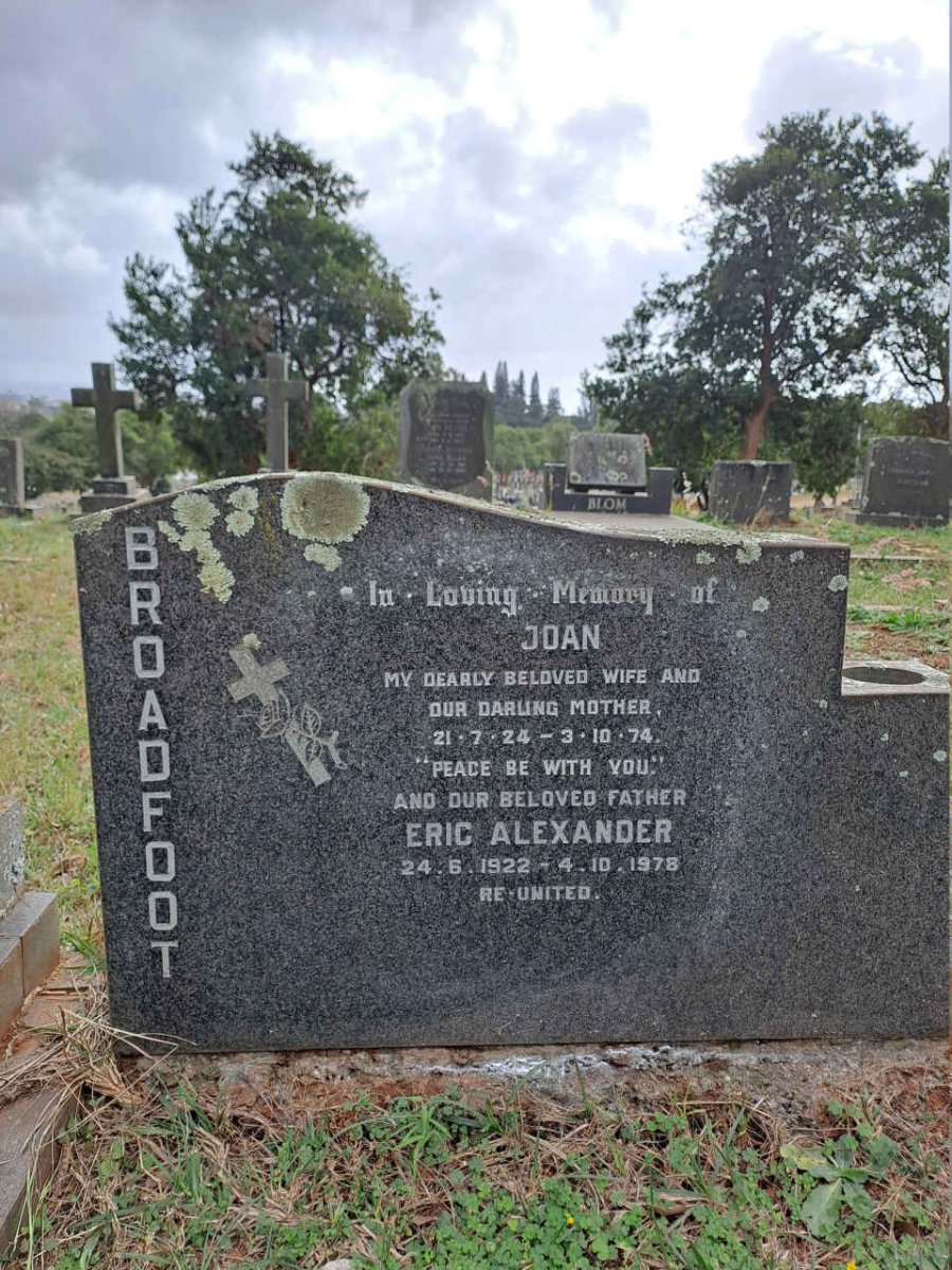 BROADFOOT Eric Alexander 1922-1978 & Joan 1924-1974