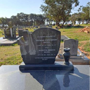 BATES Thomas John Henry 1968-1995 :: SIEDEL Suzette Meryn 1972-2015