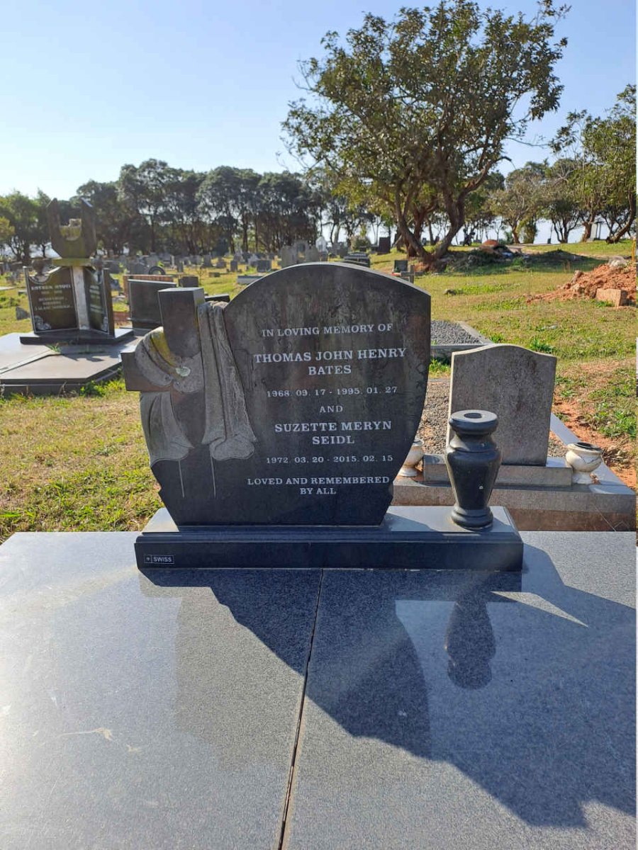 BATES Thomas John Henry 1968-1995 :: SIEDEL Suzette Meryn 1972-2015