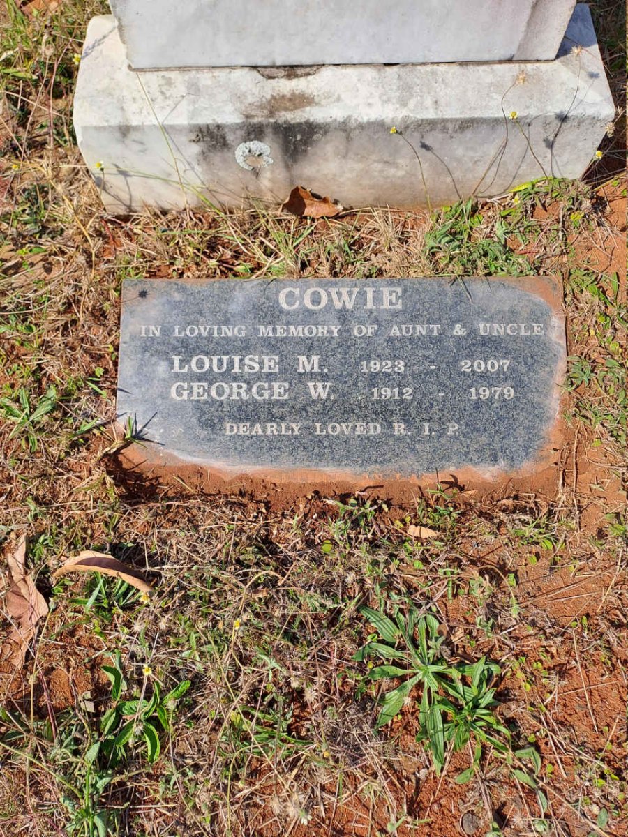 COWIE George W. 1912-1979 & Louise M. 1923-2007