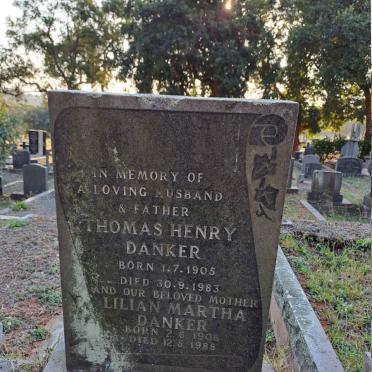 DANKER Thomas Henry 1905-1983 & Lilian Martha 1906-1988