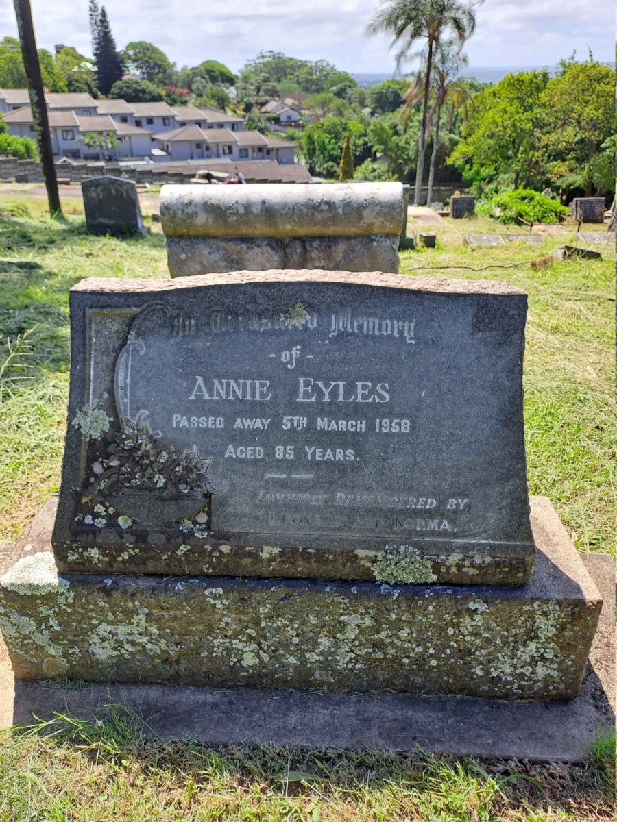 EYLES Annie -1958