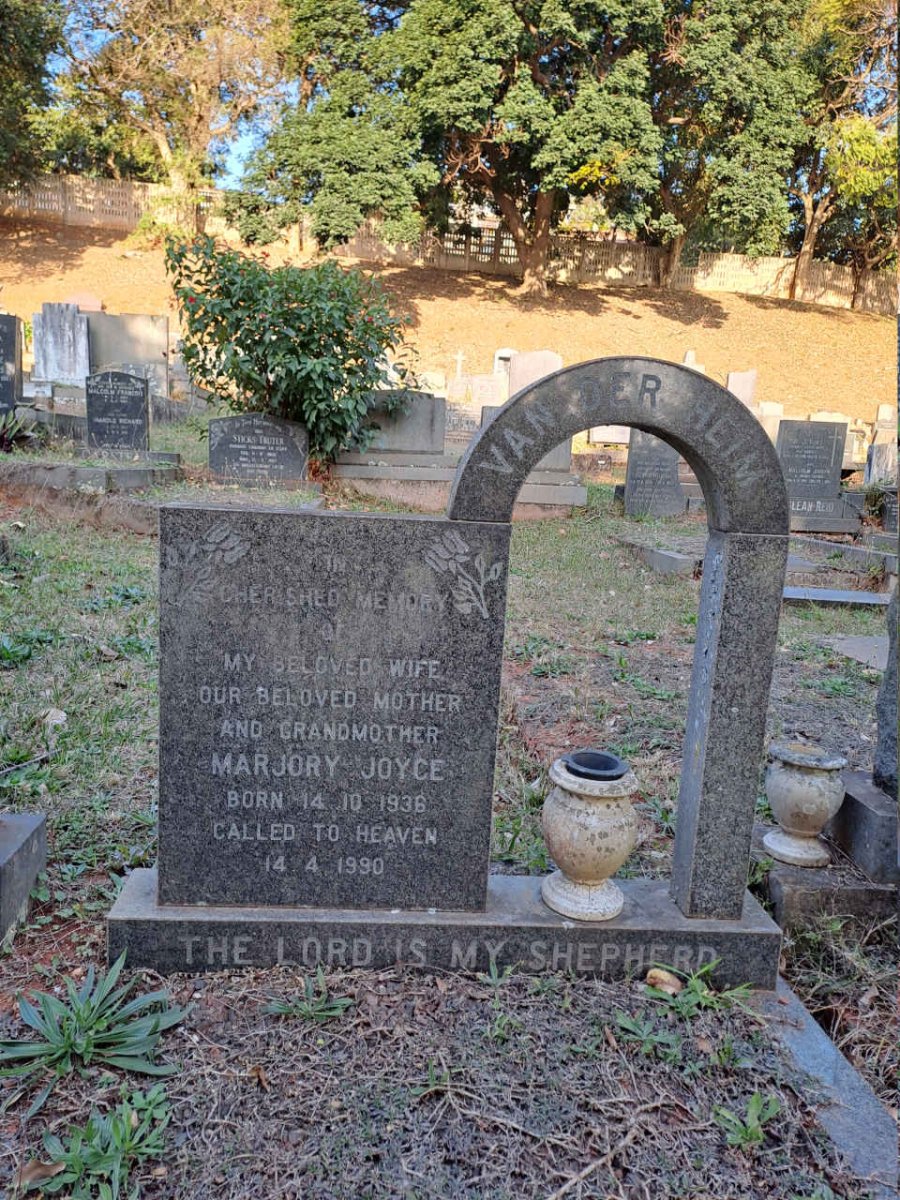 HELM Marjory Joyce, van der 1936-1999