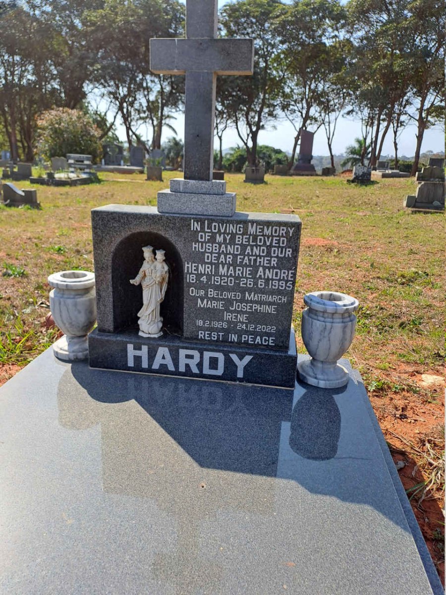 HARDY Henri Marie Andre 1920-1995 & Marie Josephine Irene 1926-2022