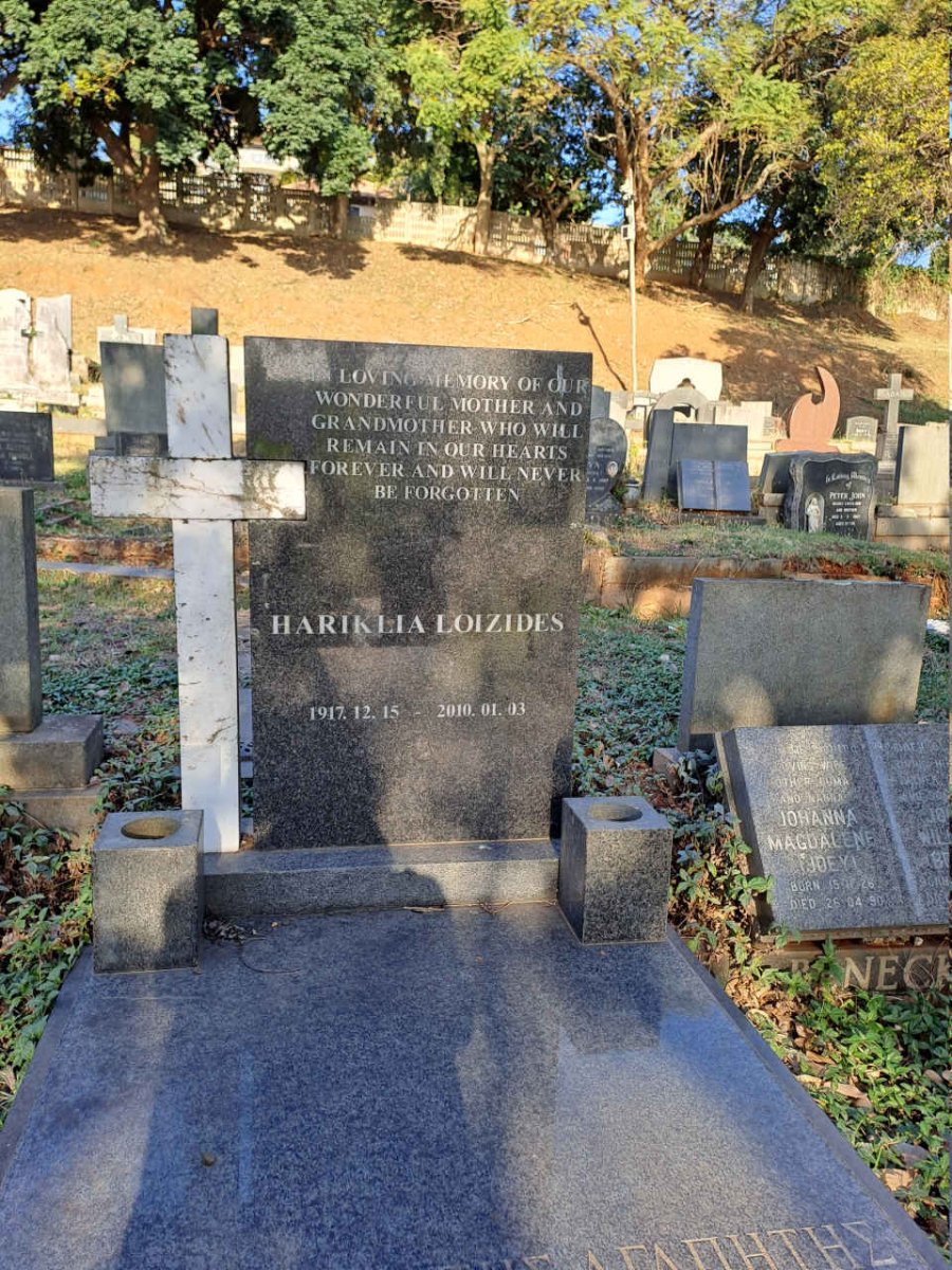 LOIZIDES Hariklia 1917-2010
