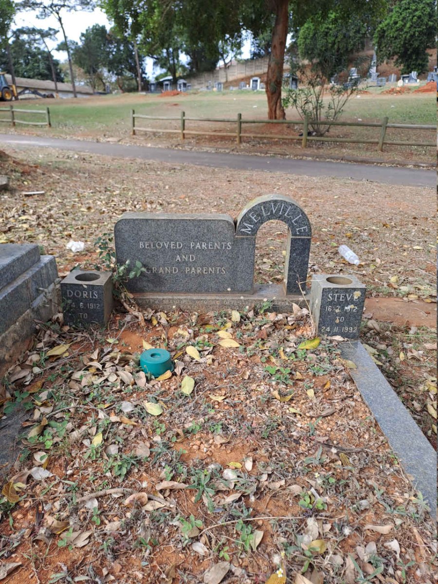 MELVILLE Steve 1912-1992 & Doris 1912-1992