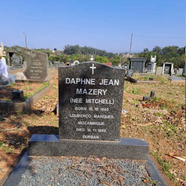 MAZERY Daphne Jean nee MITCHELL 1940-1998