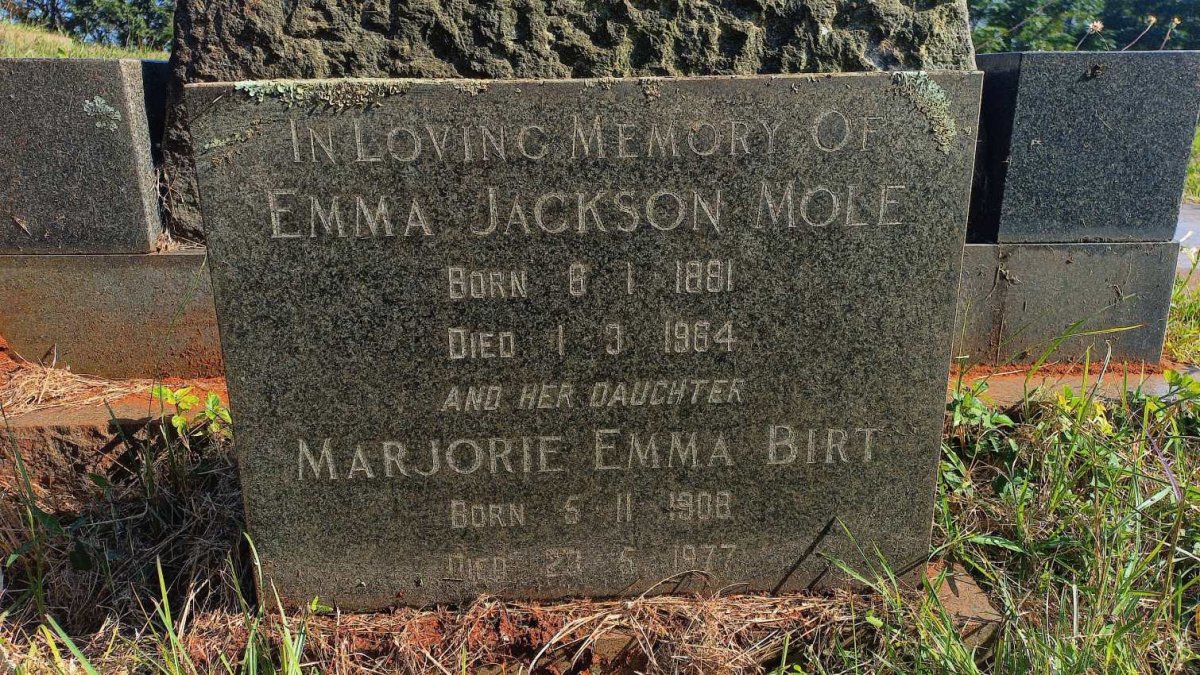 MOLE Emma Jackson 1881-1964 :: BIRT Marjorie Emma 1908-1977