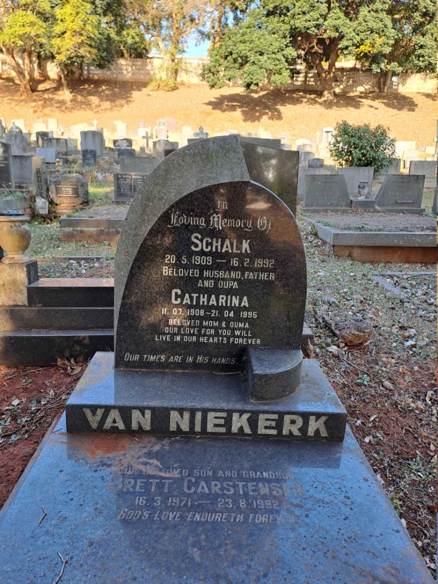 NIEKERK Schalk, van 1909-1992 & Catharina 1908-1995 :: CARSTENSEN Brett 1971-1992