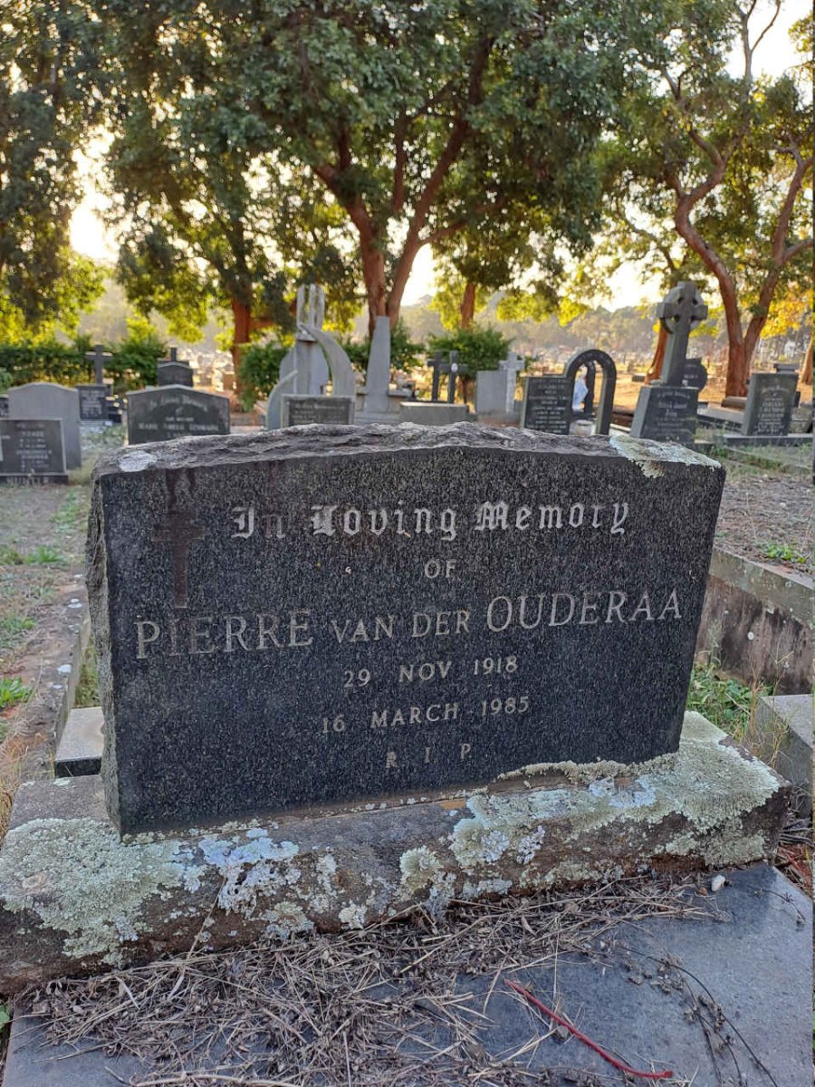 OUDERAA Pierre, van der 1918-1985