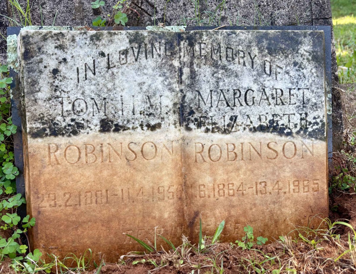 ROBINSON Tom H.M. 1881-1955 & Margaret Elizabeth 1864-1965