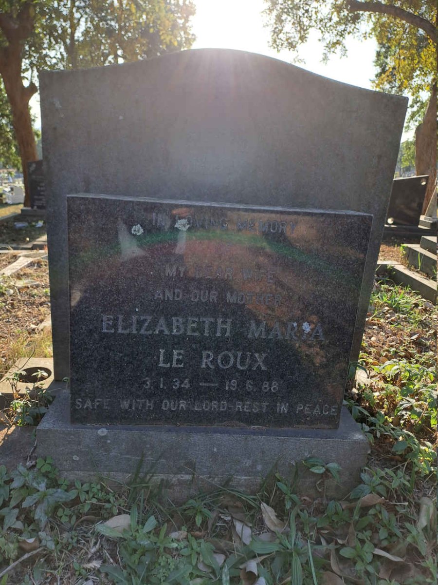 ROUX Elizabeth Maria, le 1934-1988