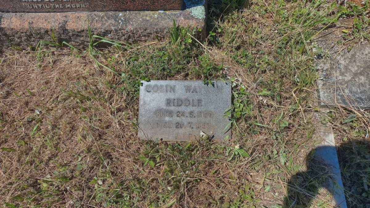 RIDDLE Colin Watson 1927-1993