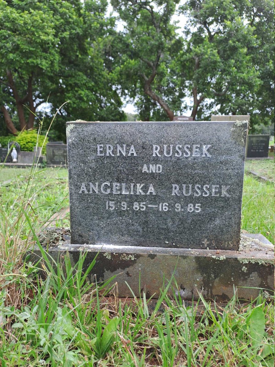 RUSSEK Erna -1985 & Angelika -1985