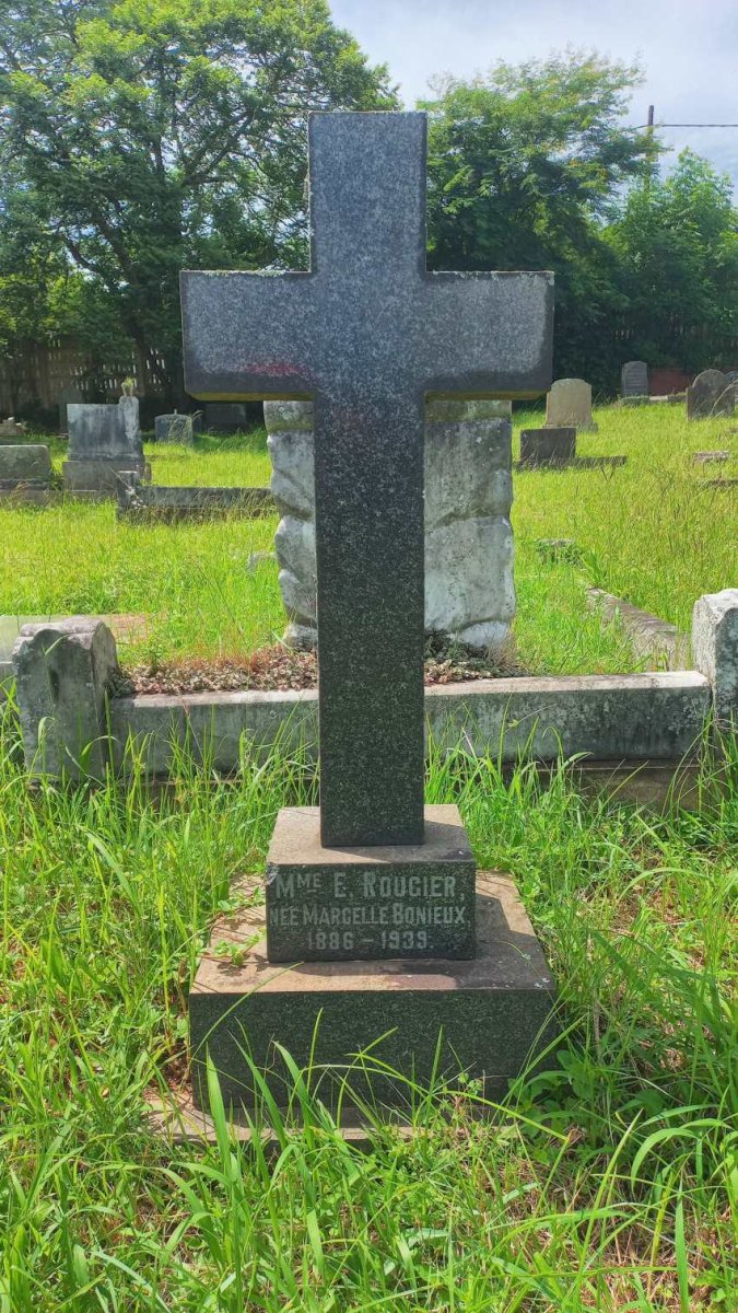 ROUGIER E. nee MARCELLE BONIEUX 1886-1939