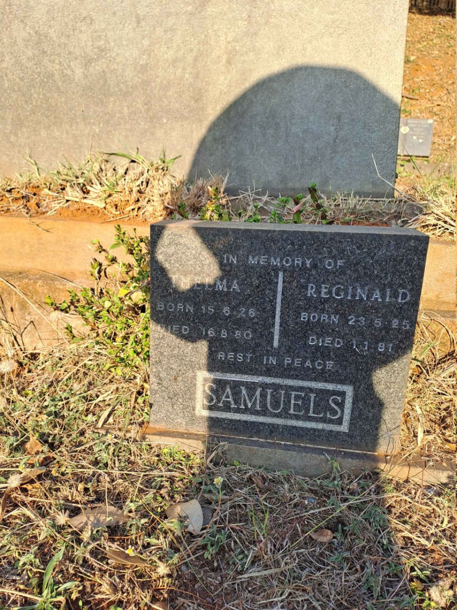 SAMUELS Reginald 1925-1981 & Thelma 1926-1980