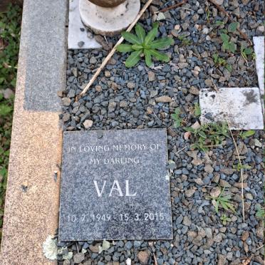 SMITH Val 1949-2015