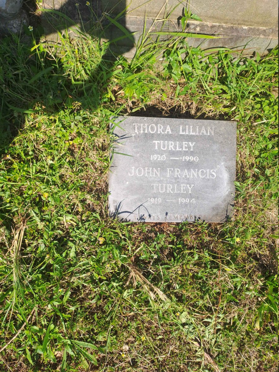 TURLEY John Francis 1919-1994 & Thora Lilian 1920-1990