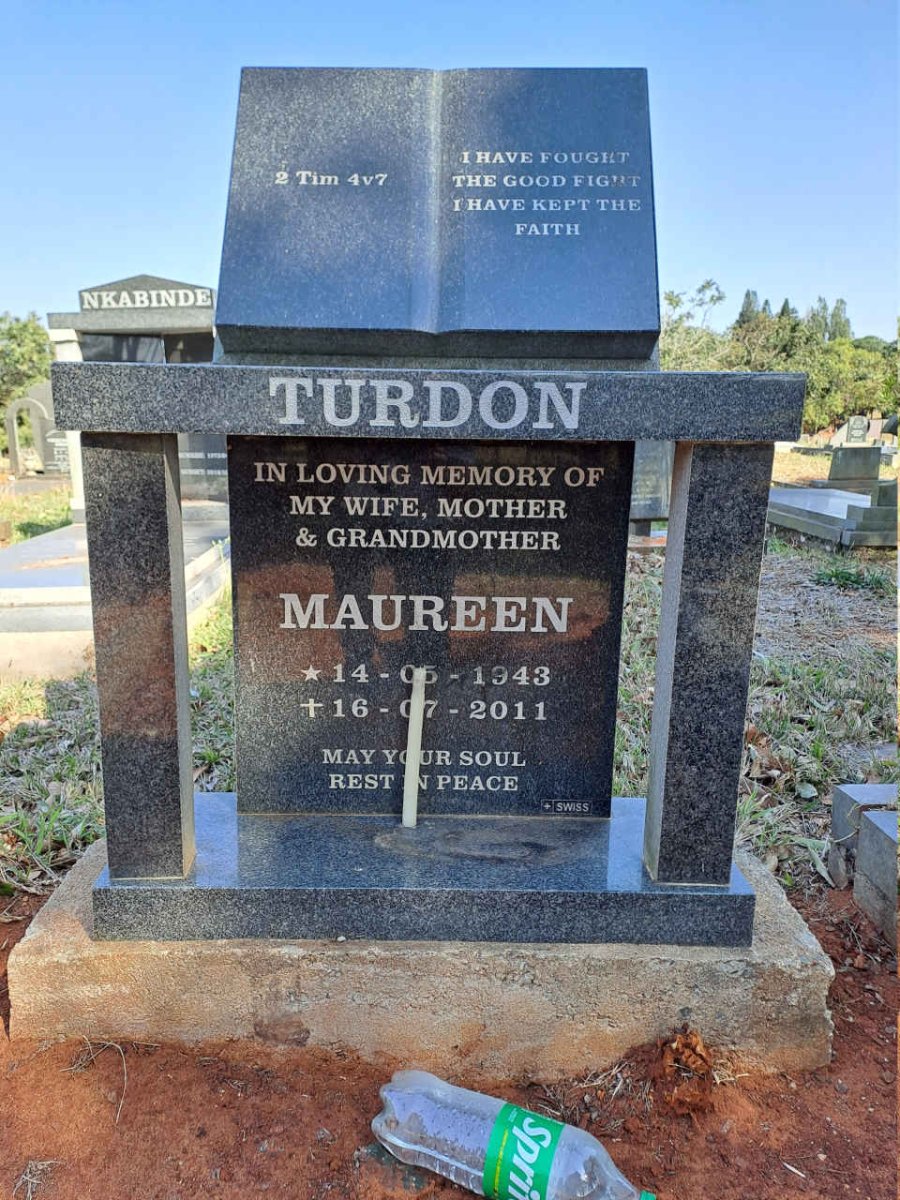 TURDON Maureen 1943-2011