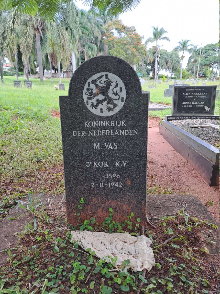 VAS M. 1896-1942