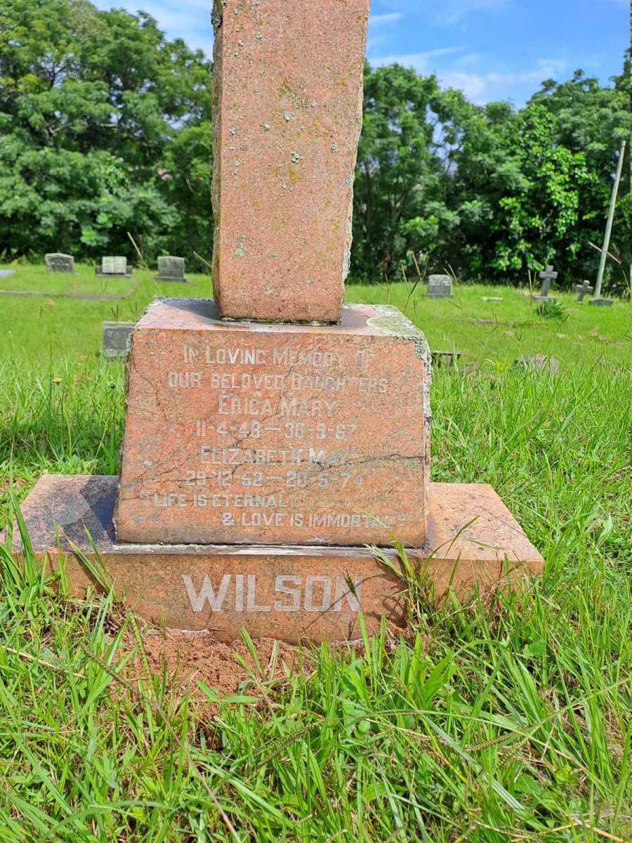 WILSON Erica Mary 1948-1967 :: WILSON Elizabeth May 1952-1974