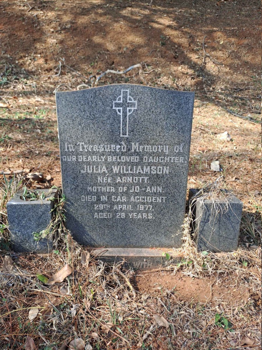 WILLIAMSON Julia nee ARNOTT -1977