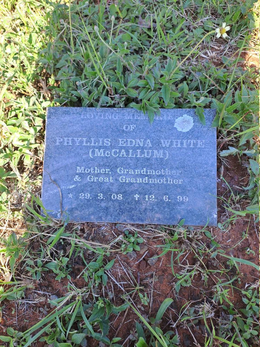 WHITE Phyllis Edna nee MCCALLUM 1908-1999